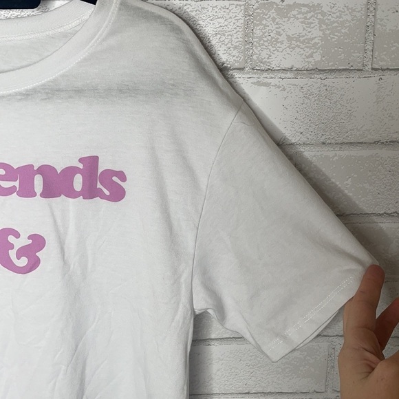 NWT Weekends, Wine & Dogs Cropped Tee Shirt - Picture 5 of 9